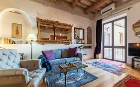 Trastevere Elegant Apartment